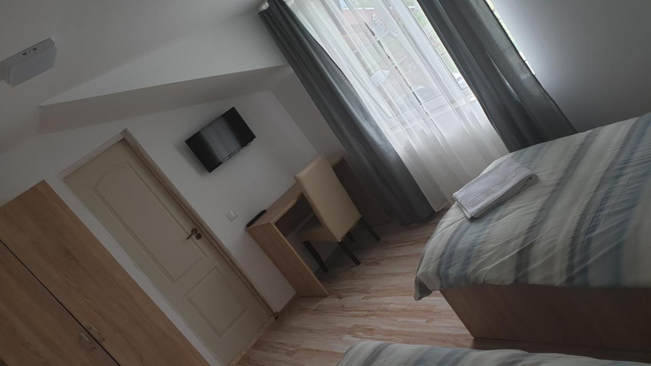 Casa Soral Panzió Felőr Kültér fotó
